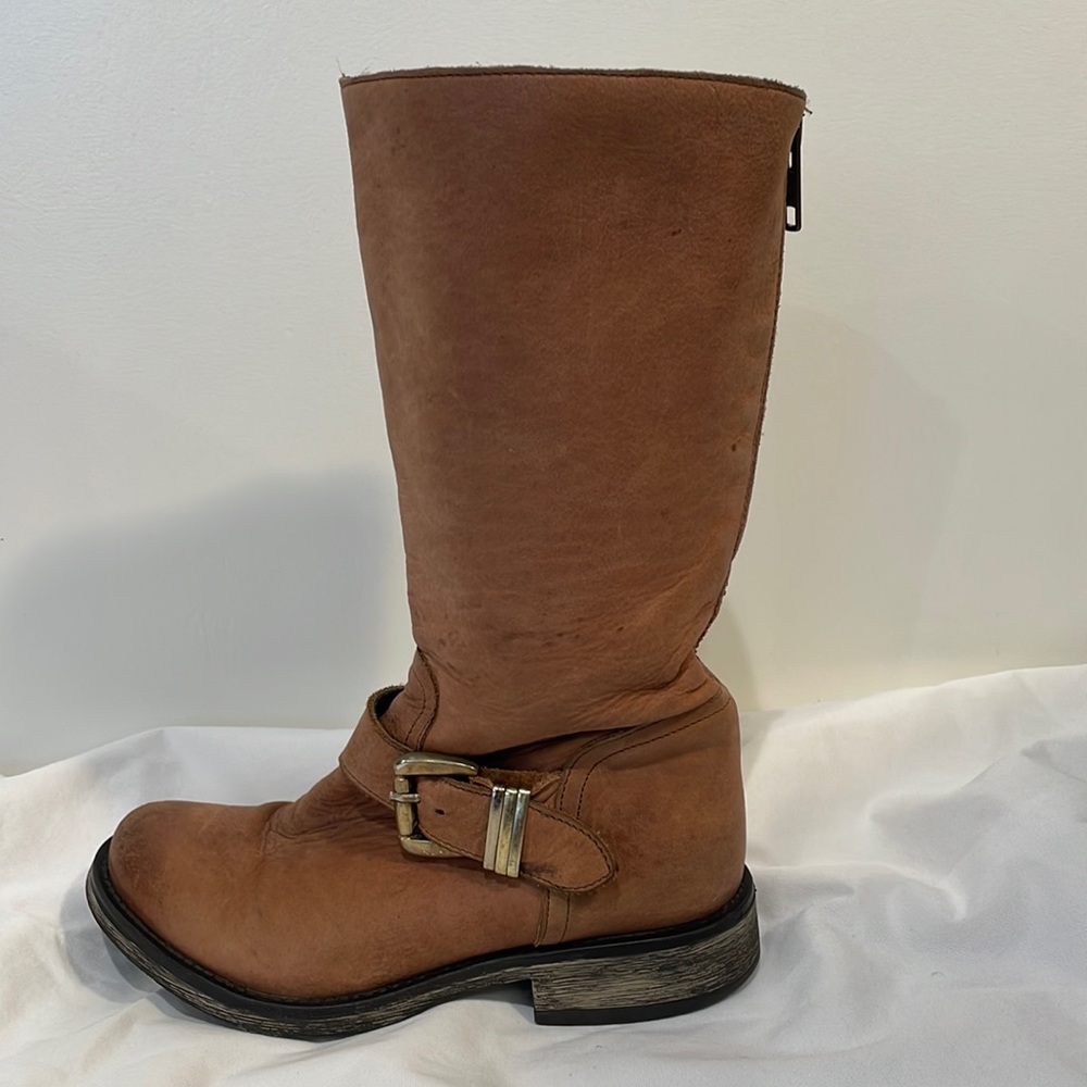 Leather boots